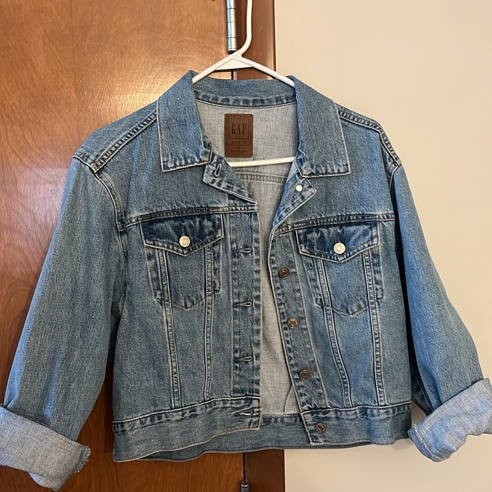 Oversized Denim Jacket with Washwell - Picture 9 of 10